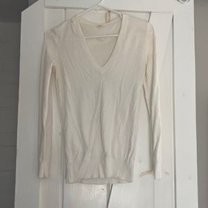J. Crew white v-neck sweater, size XS